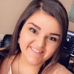 Meet your Posher, Staci